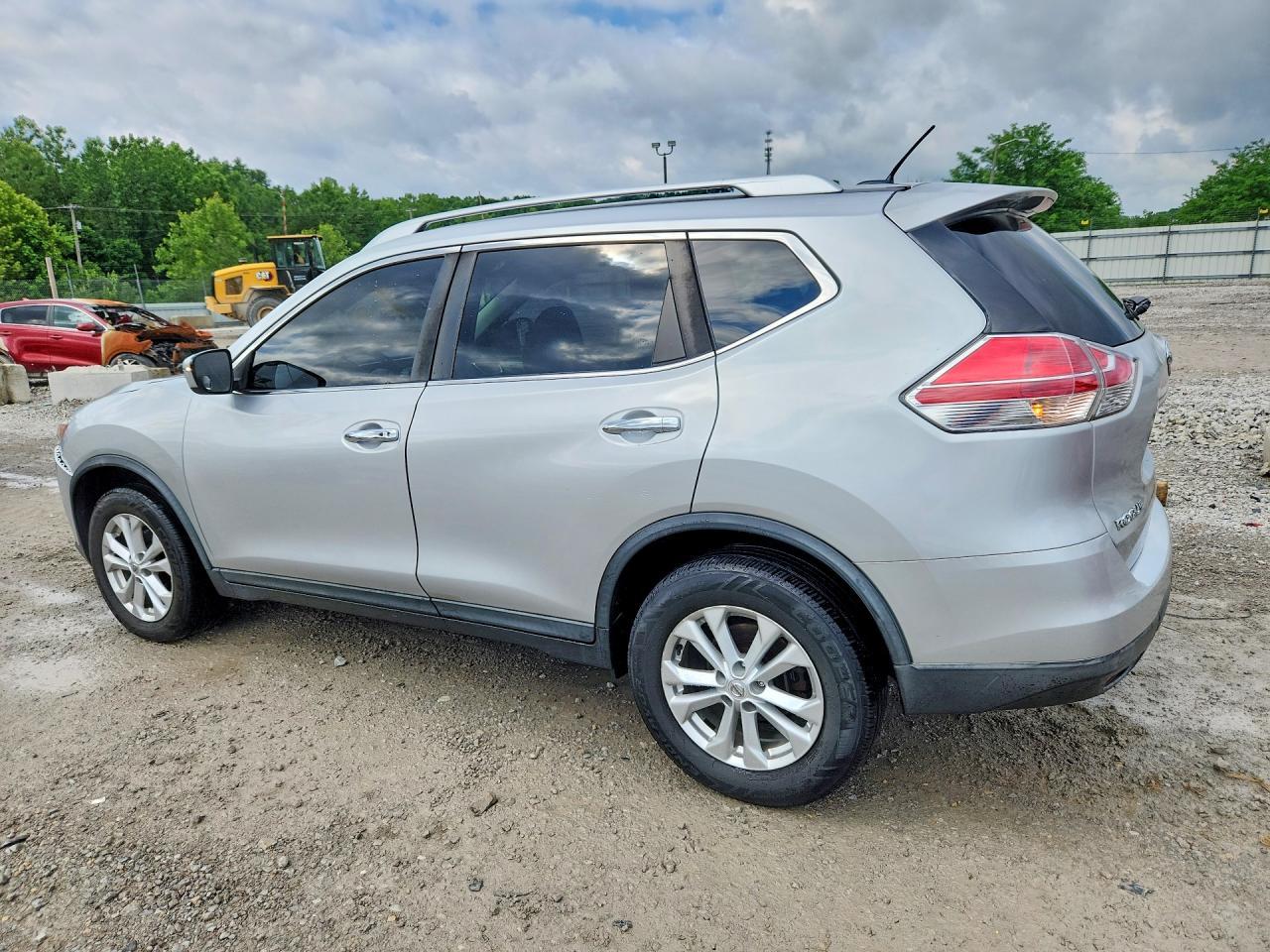 2016 NISSAN ROGUE