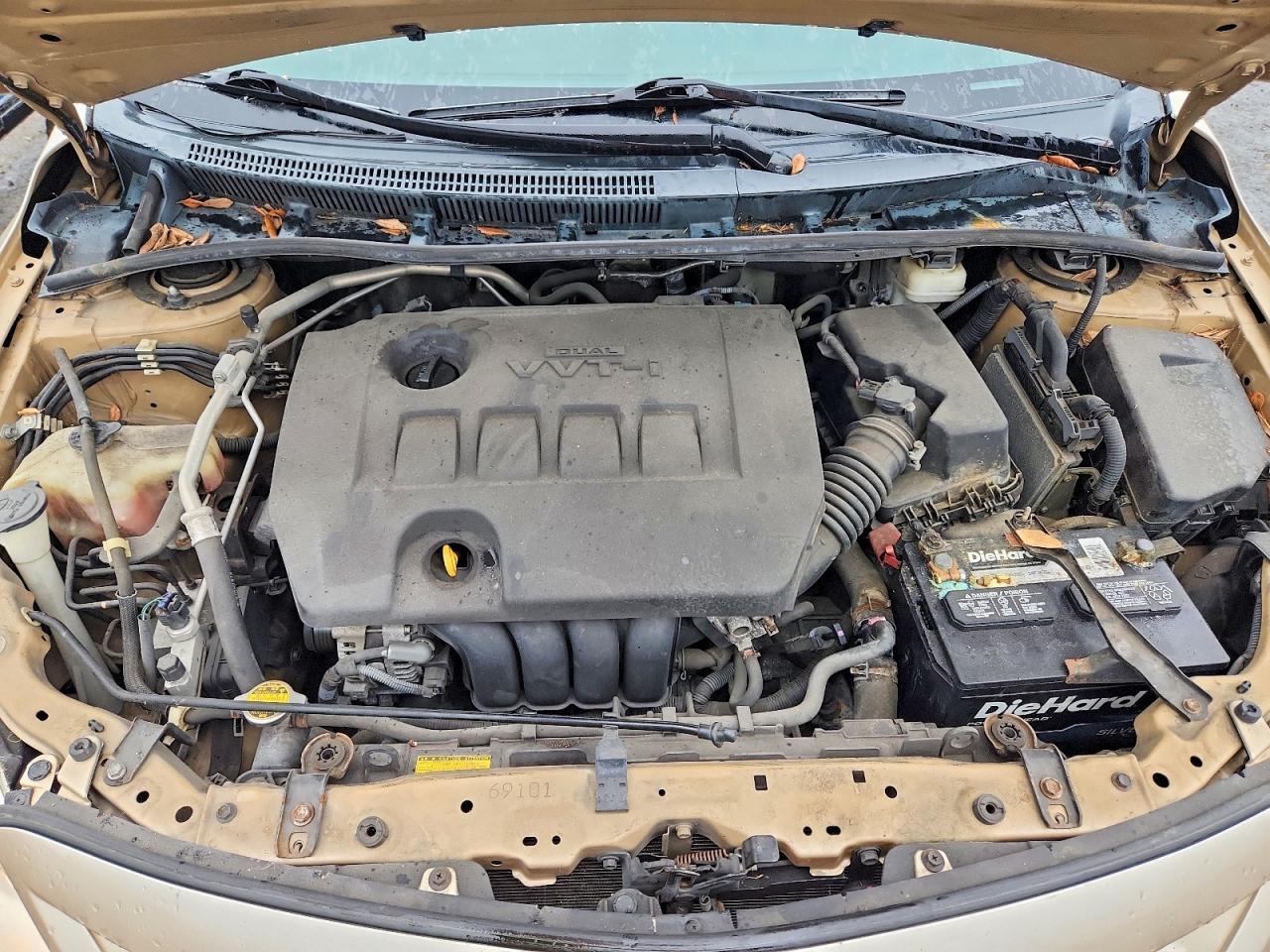 2011 TOYOTA COROLLA