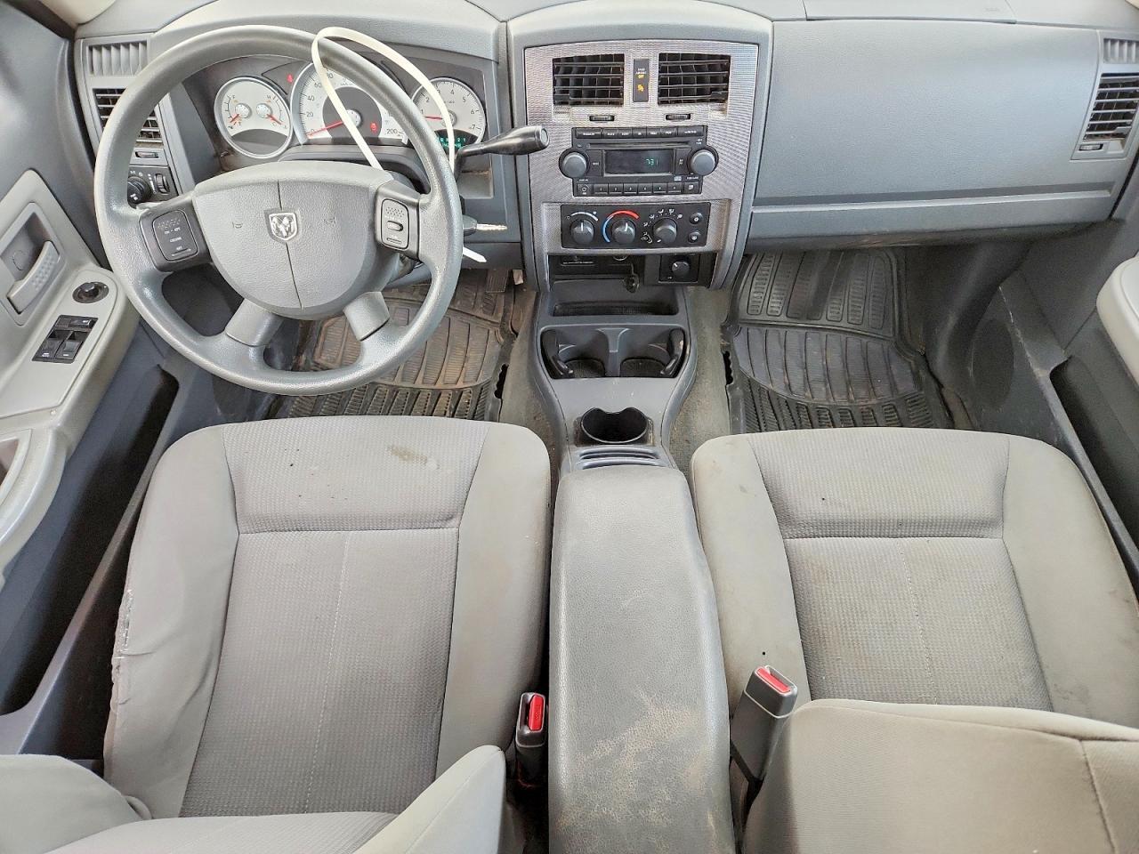 2006 DODGE Dakota