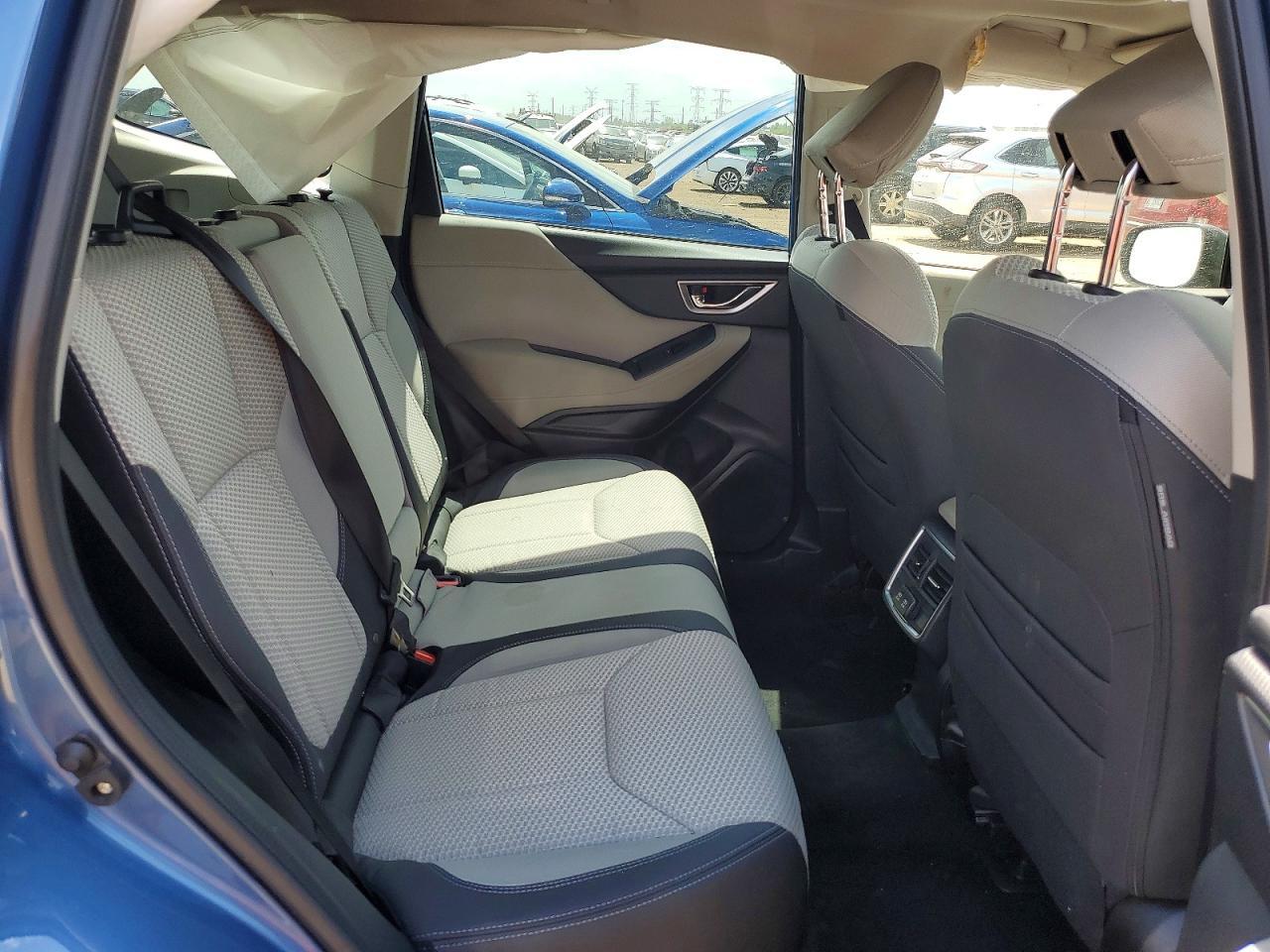 2023 SUBARU FORESTER