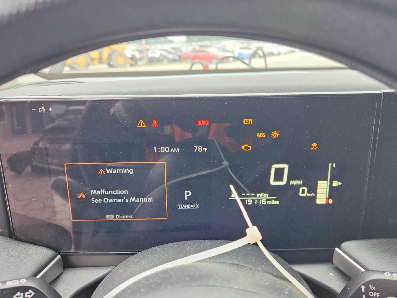 2025 NISSAN KICKS
