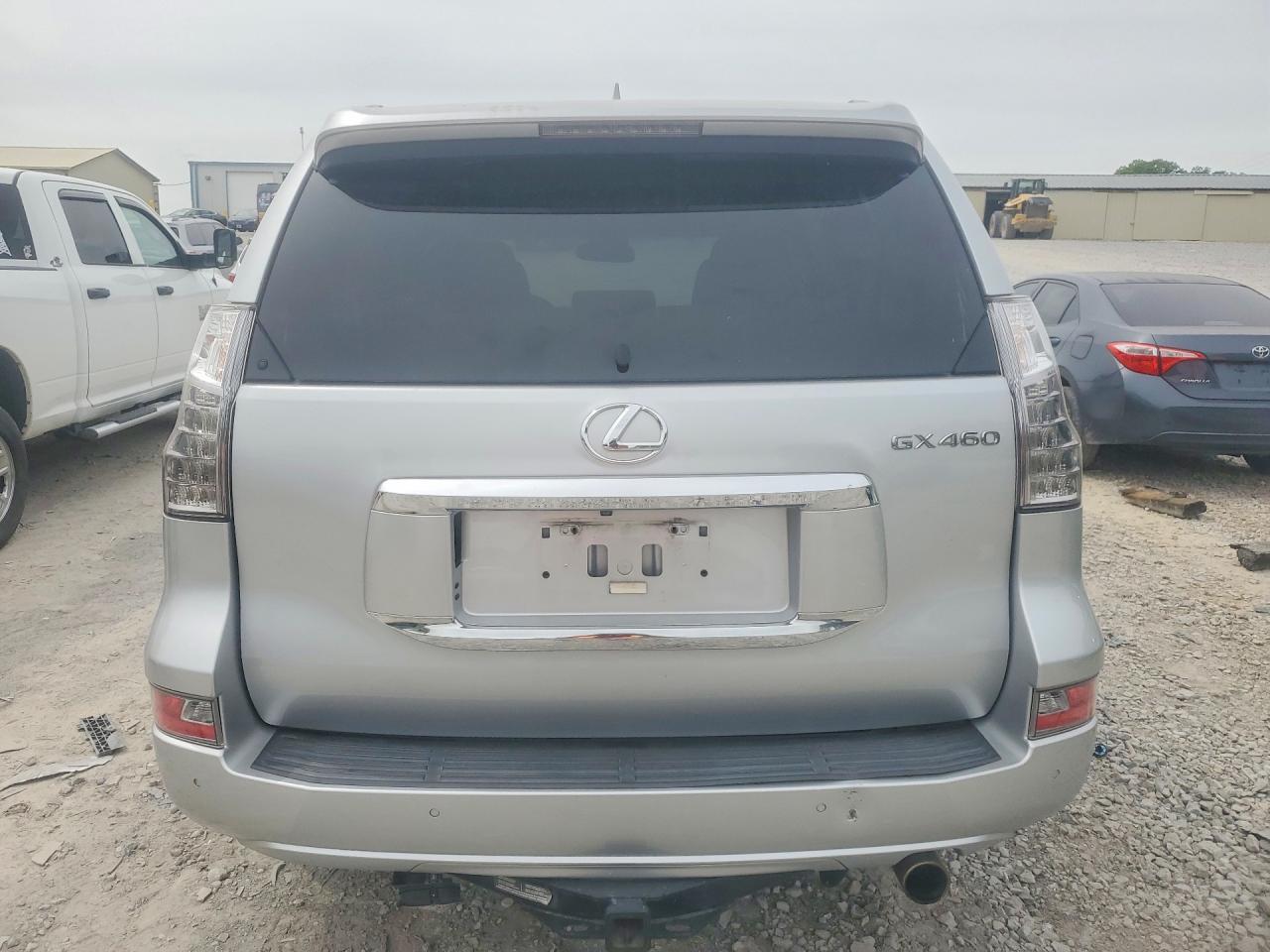 2016 LEXUS GX 460