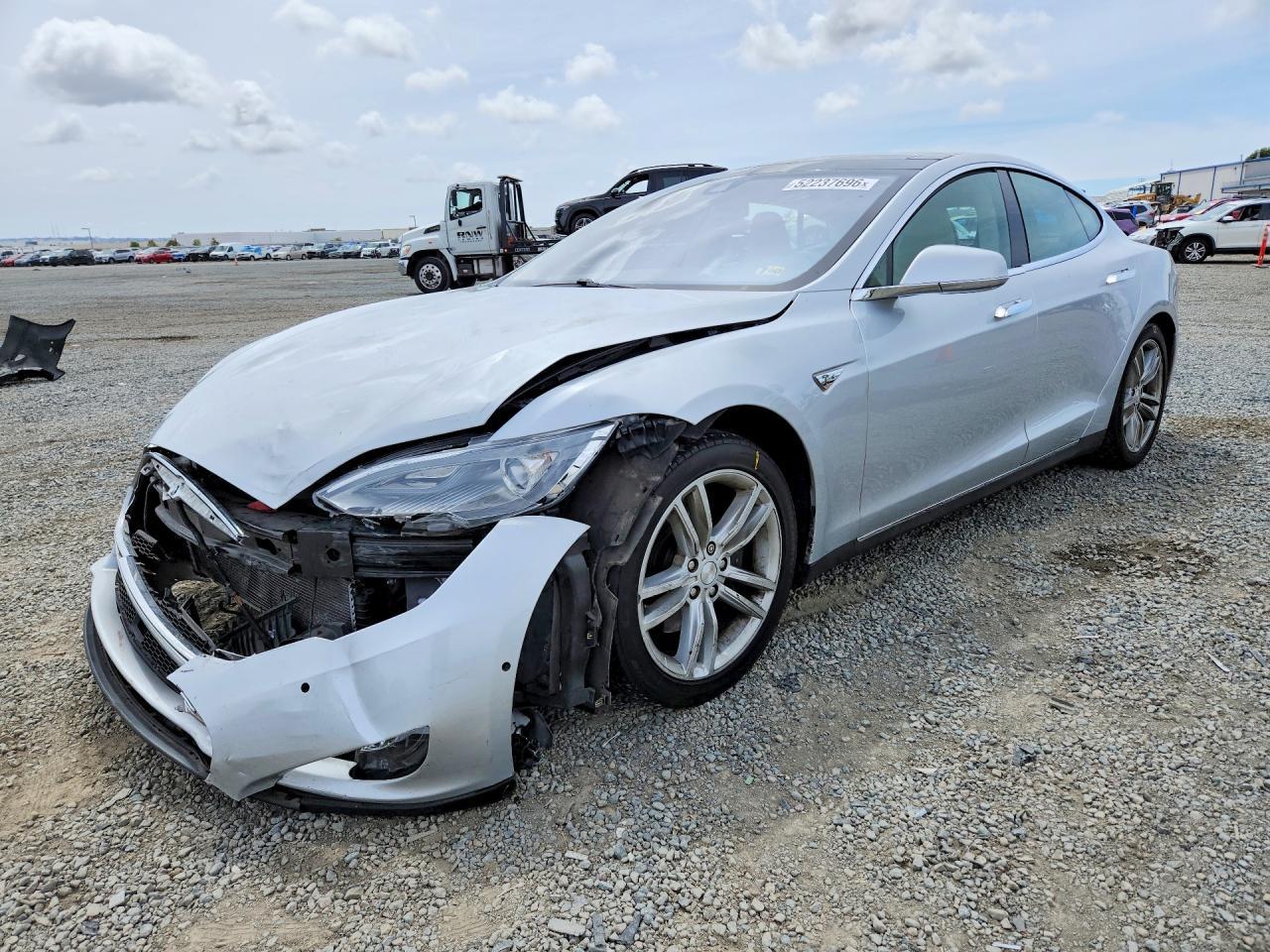 2015 TESLA MODEL S