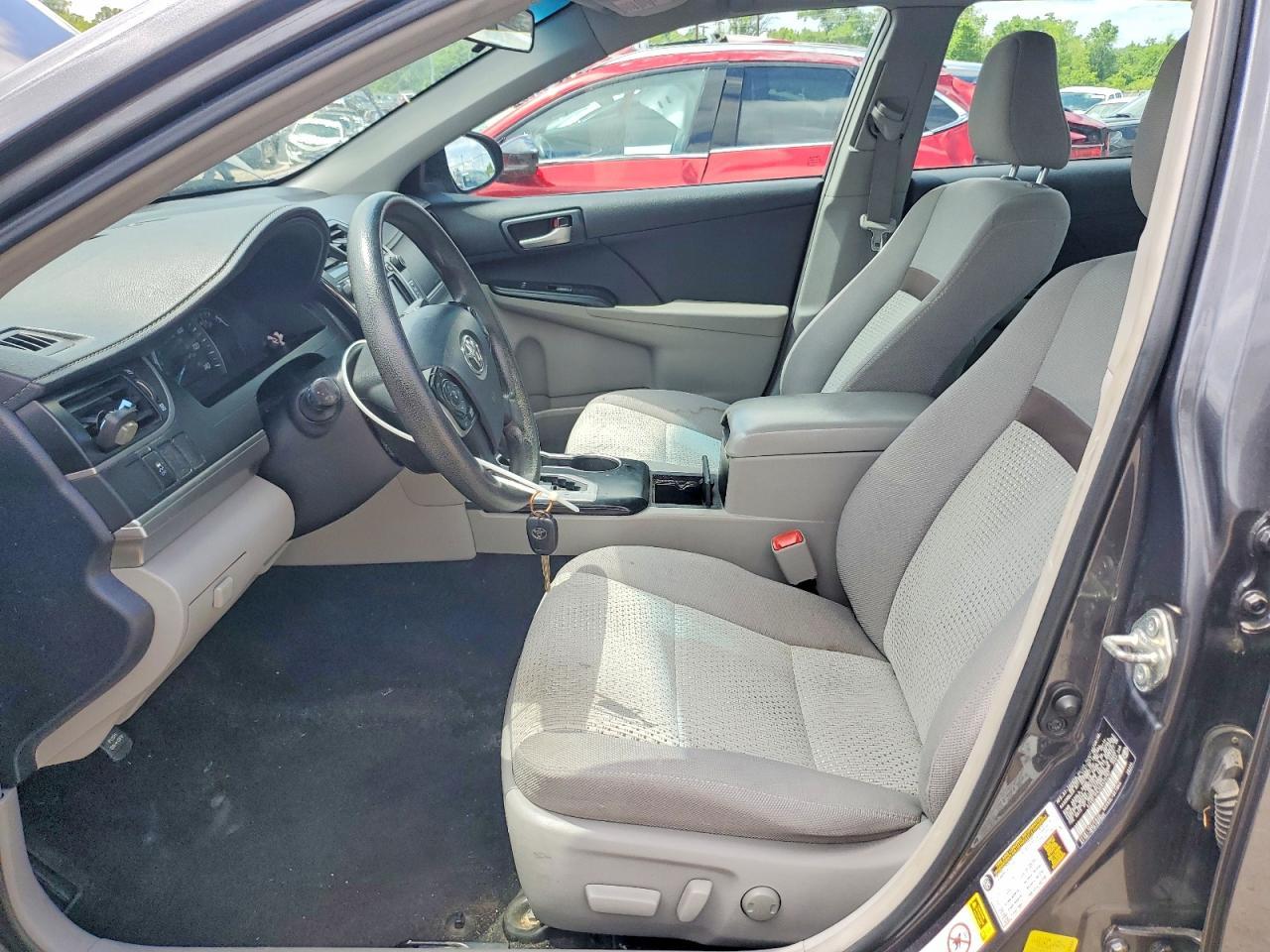 2014 TOYOTA CAMRY