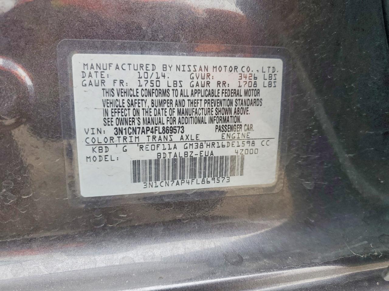2015 NISSAN VERSA