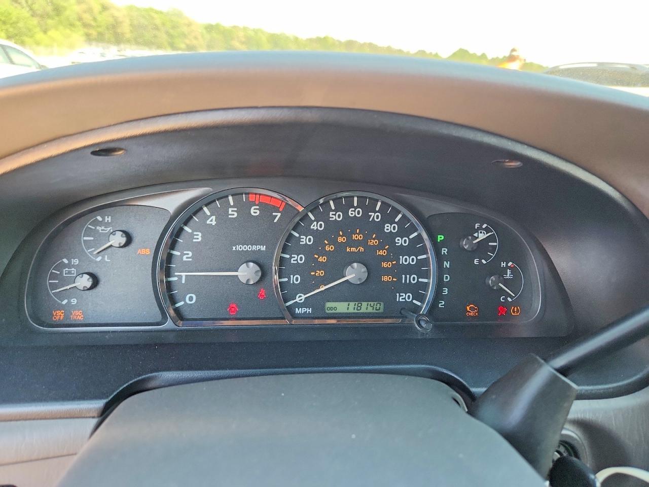 2006 TOYOTA Sequoia