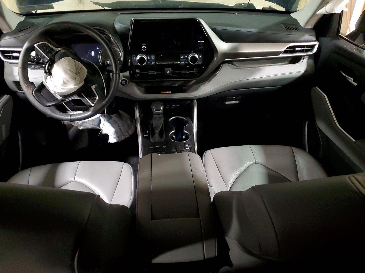 2024 TOYOTA HIGHLANDER