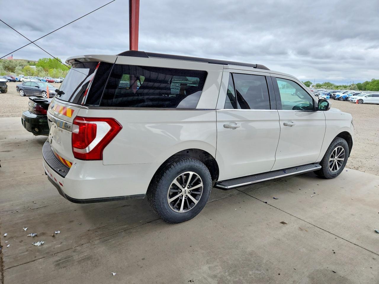 2021 FORD Expedition