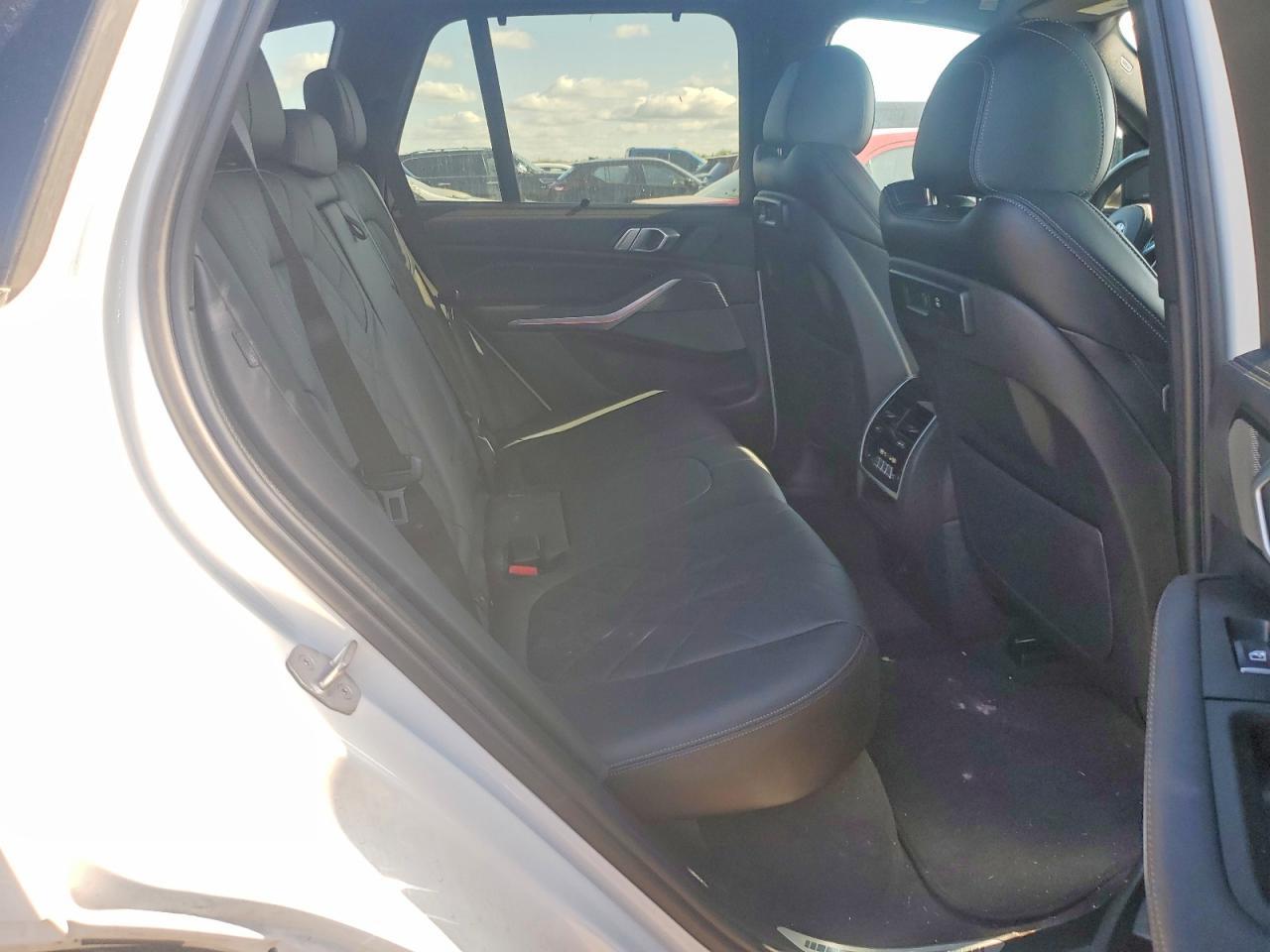 2023 BMW X5