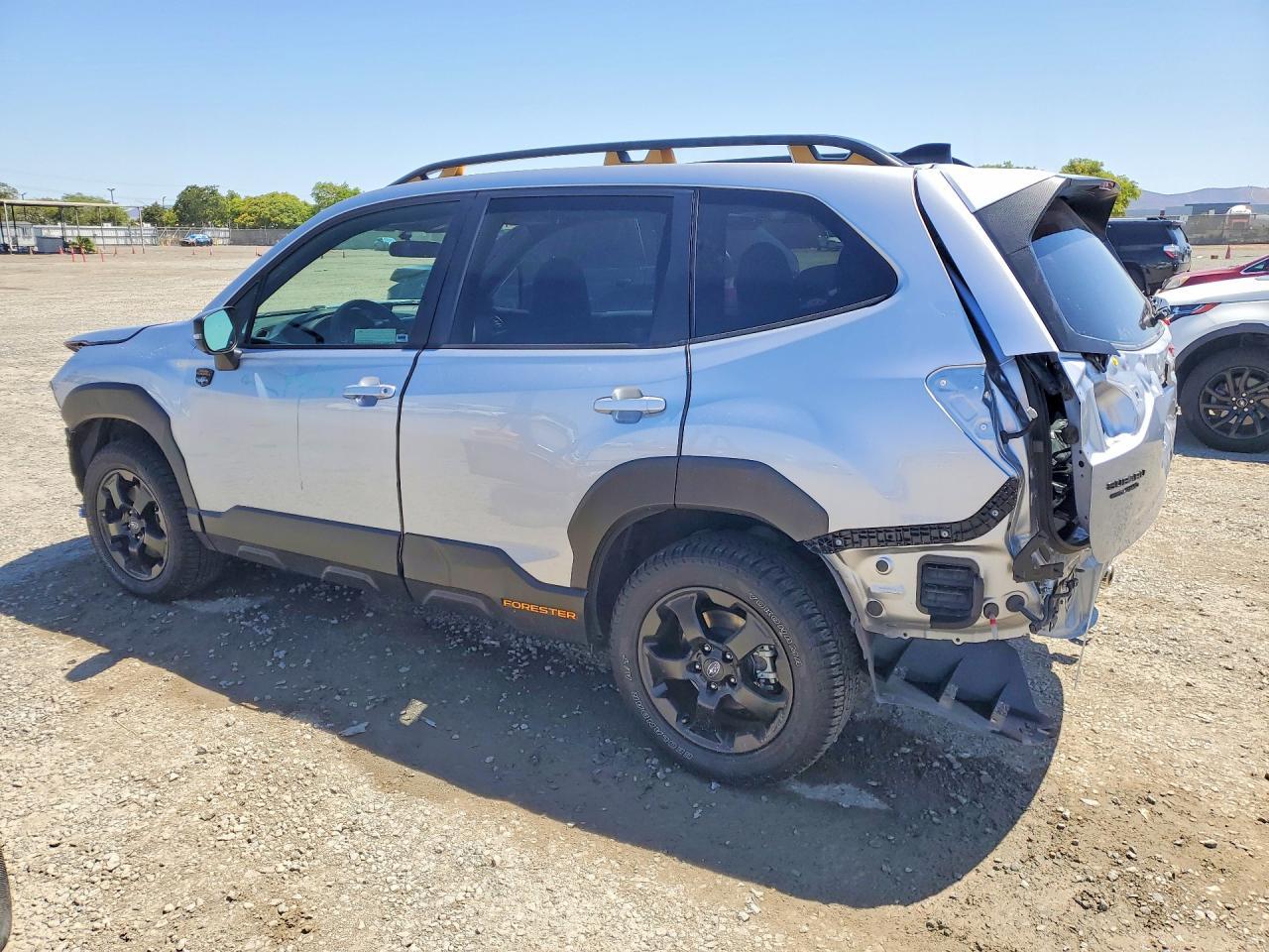 2024 SUBARU FORESTER