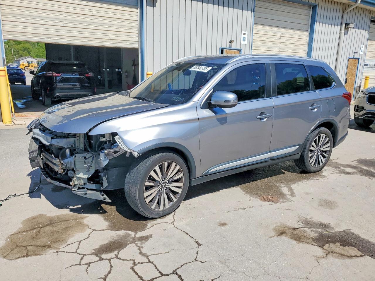 2019 MITSUBISHI outlander