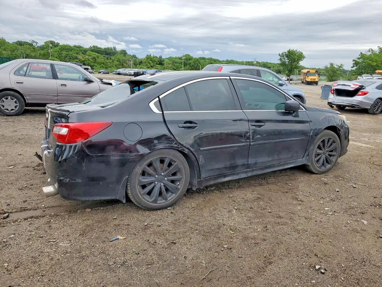 2015 SUBARU Legacy