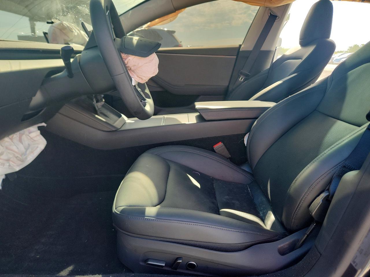 2026 TESLA MODEL 3