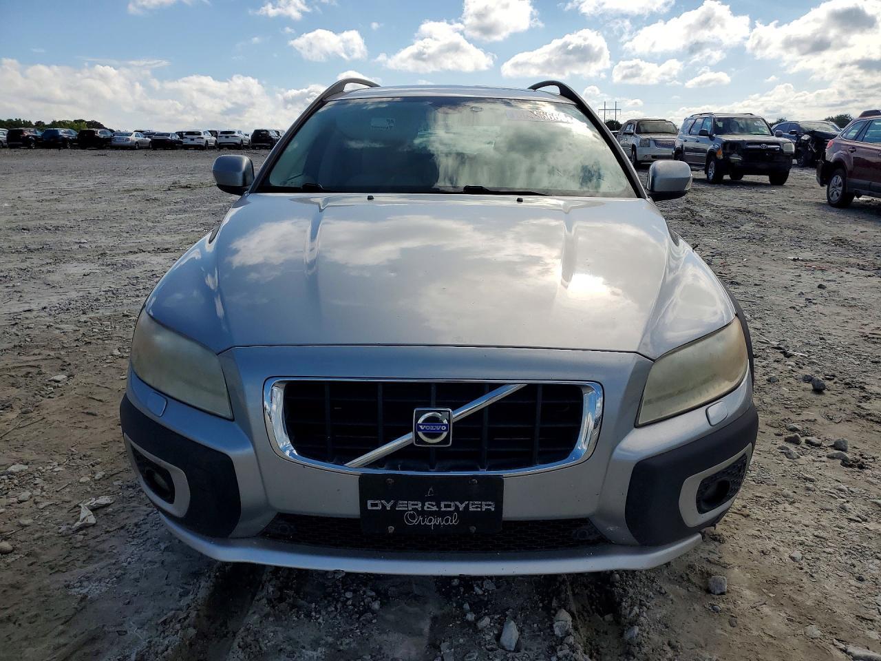 2008 VOLVO XC70