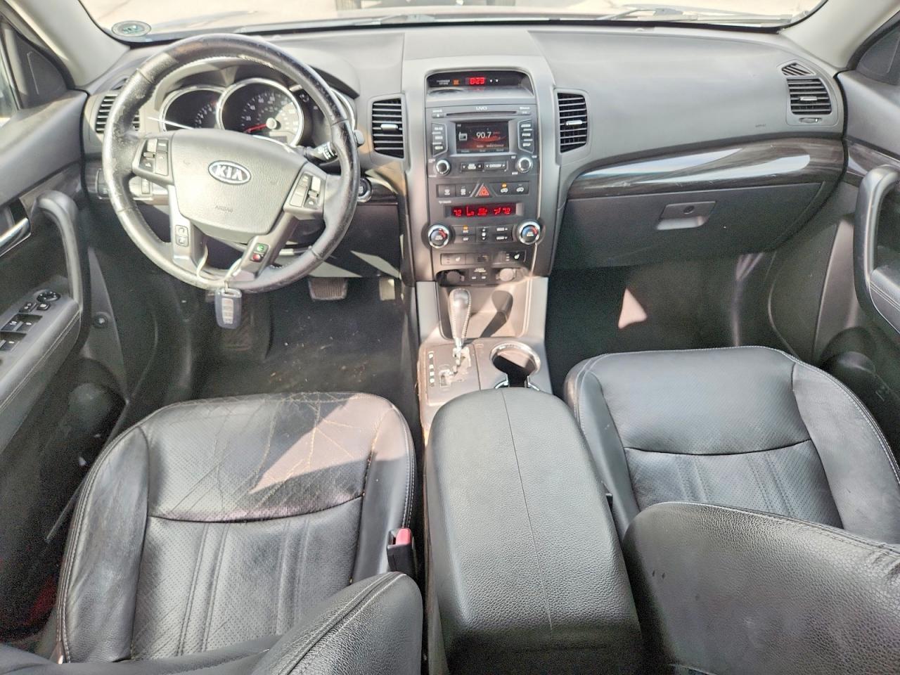 2013 KIA SORENTO