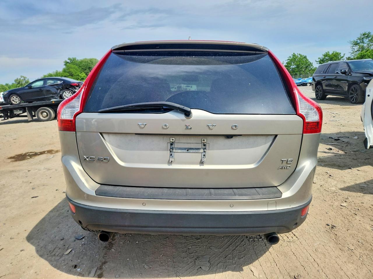 2012 VOLVO XC60