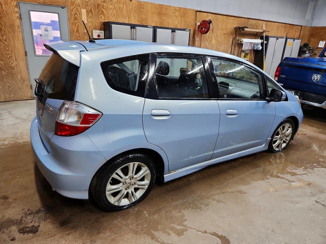 2010 HONDA FIT