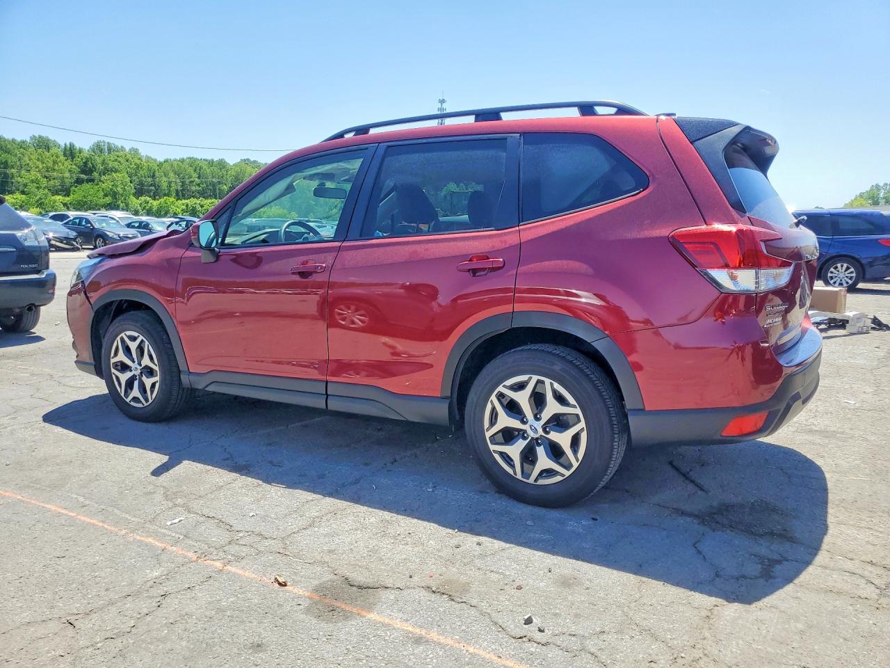2024 SUBARU FORESTER