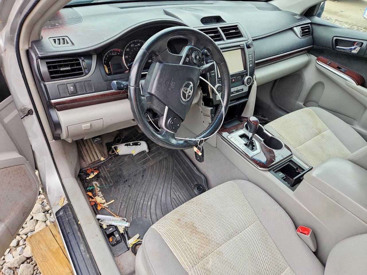 2014 TOYOTA CAMRY