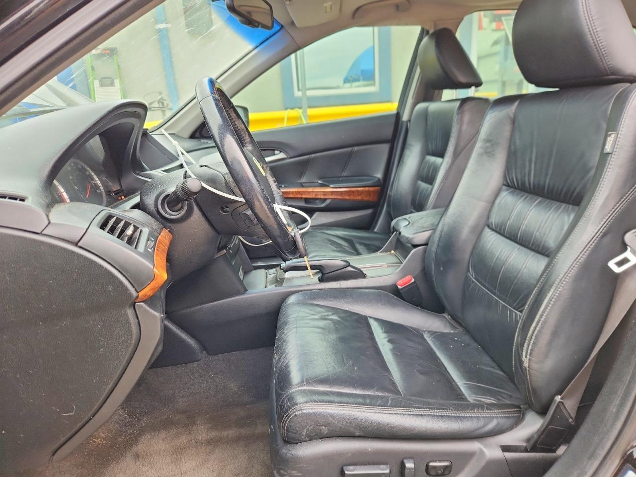 2011 HONDA ACCORD