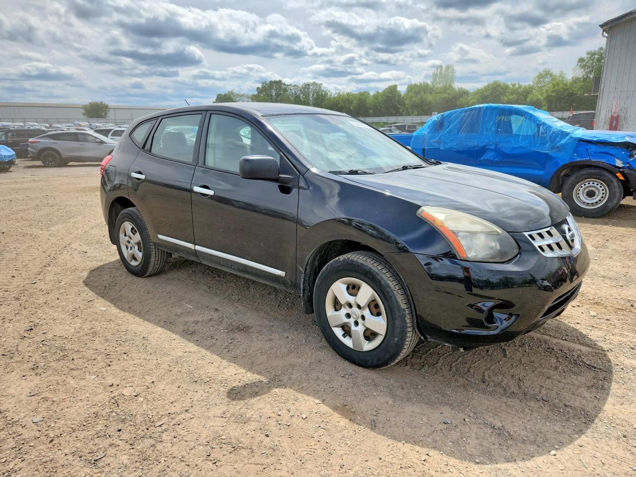 2014 NISSAN ROGUE