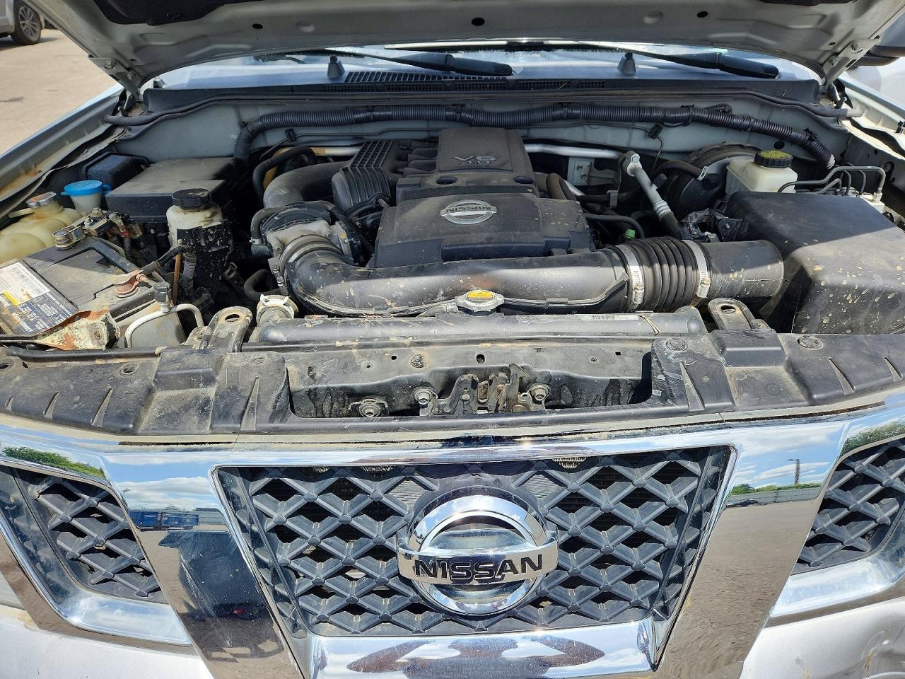 2012 NISSAN Frontier