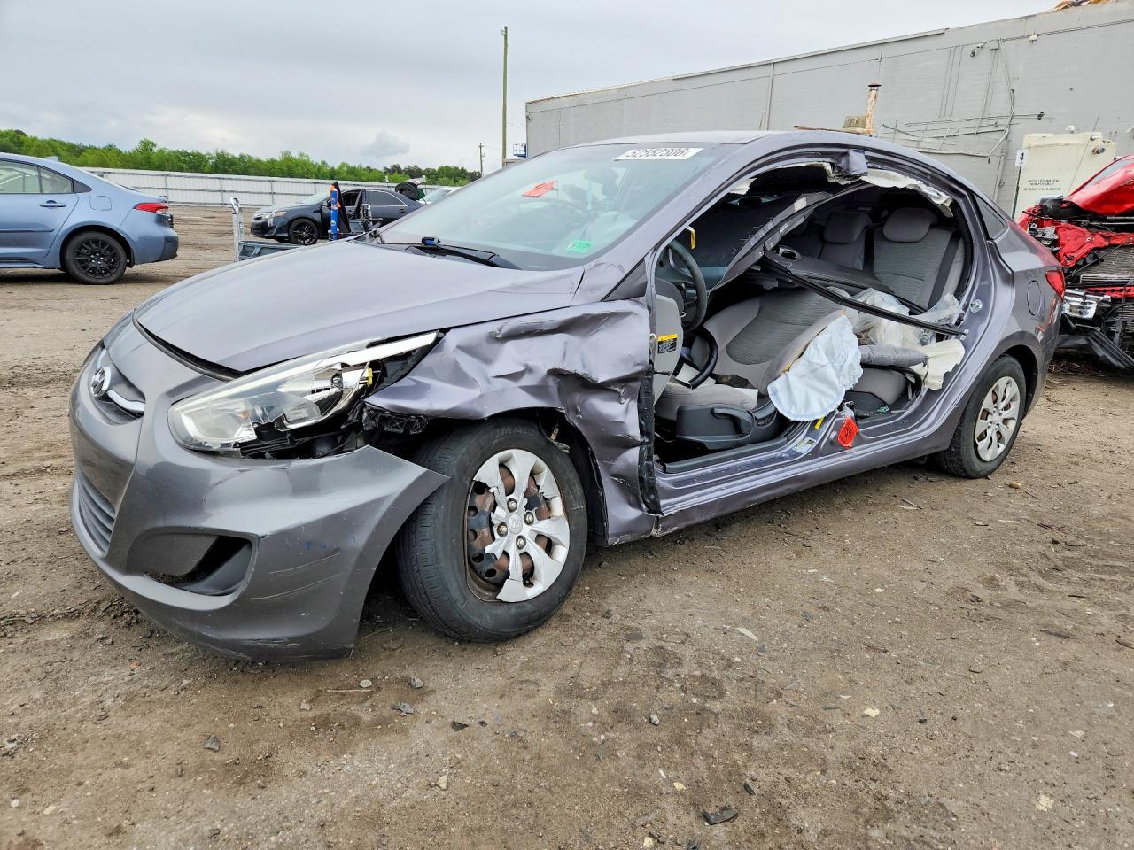 2015 HYUNDAI ACCENT