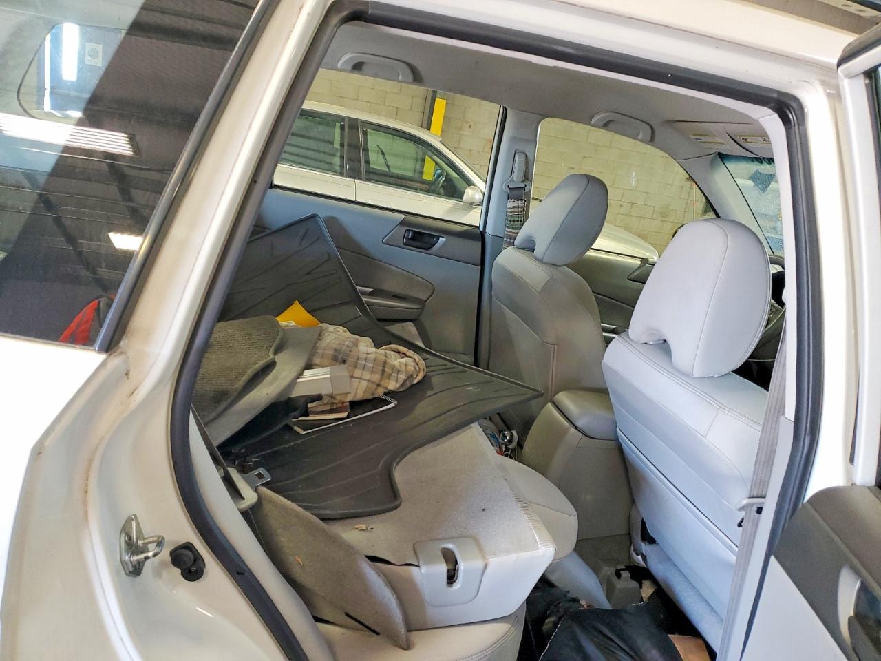 2010 SUBARU FORESTER