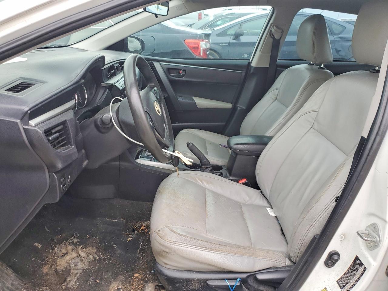 2015 TOYOTA COROLLA