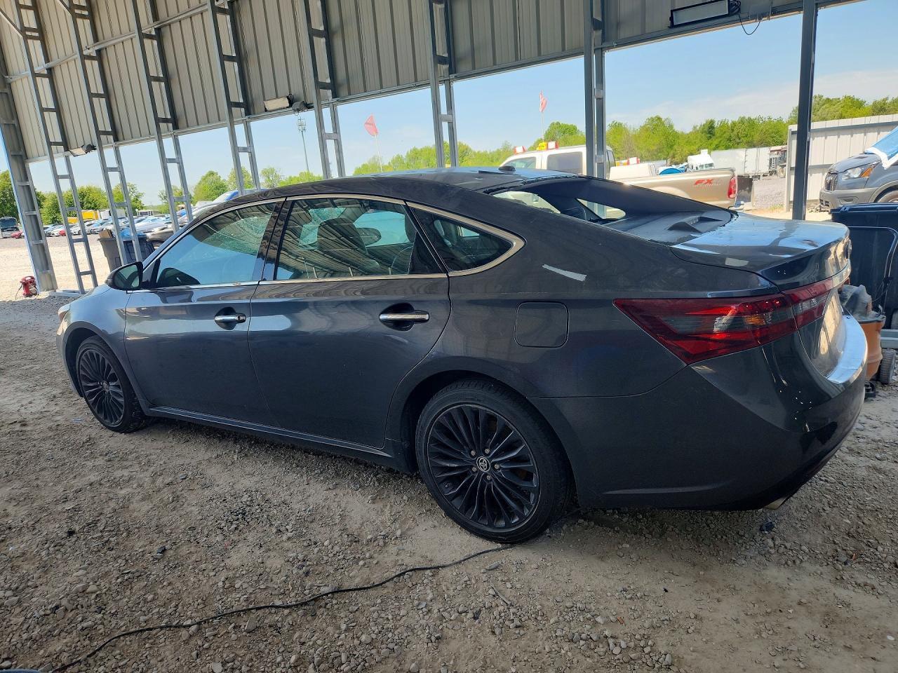 2016 TOYOTA Avalon