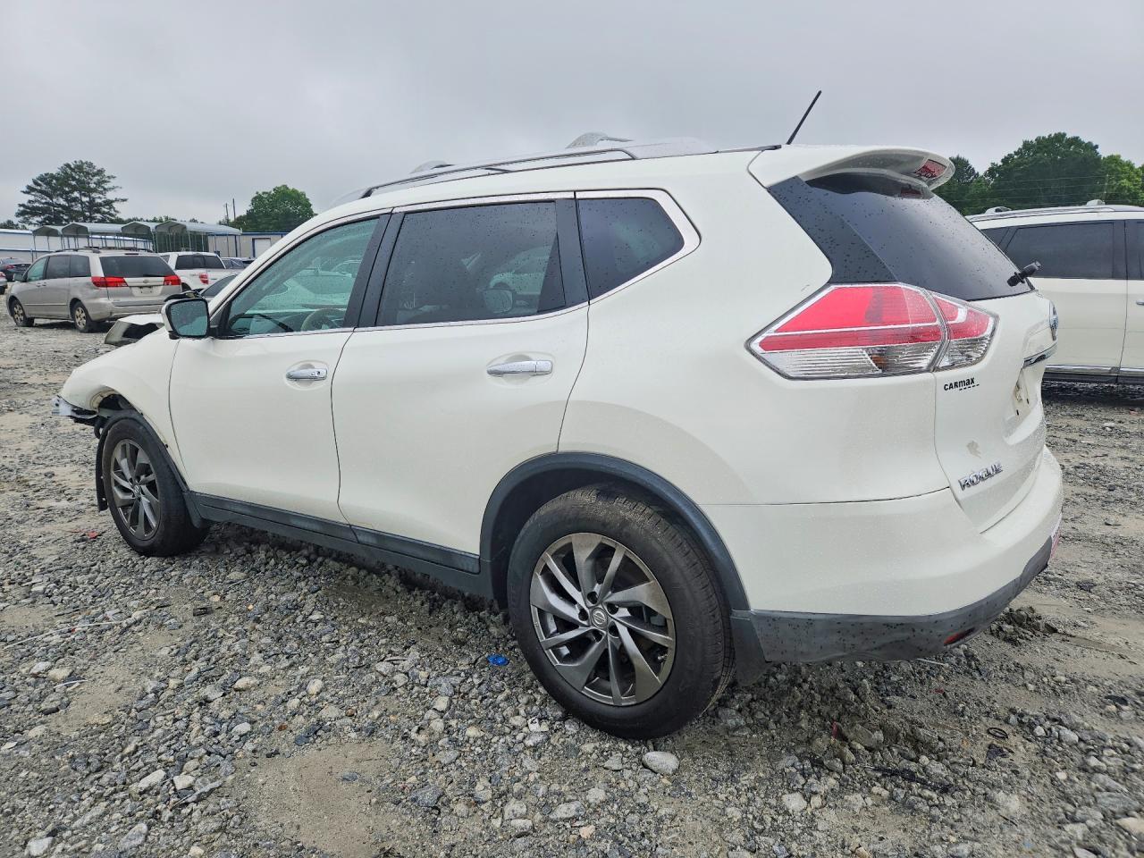 2015 NISSAN ROGUE