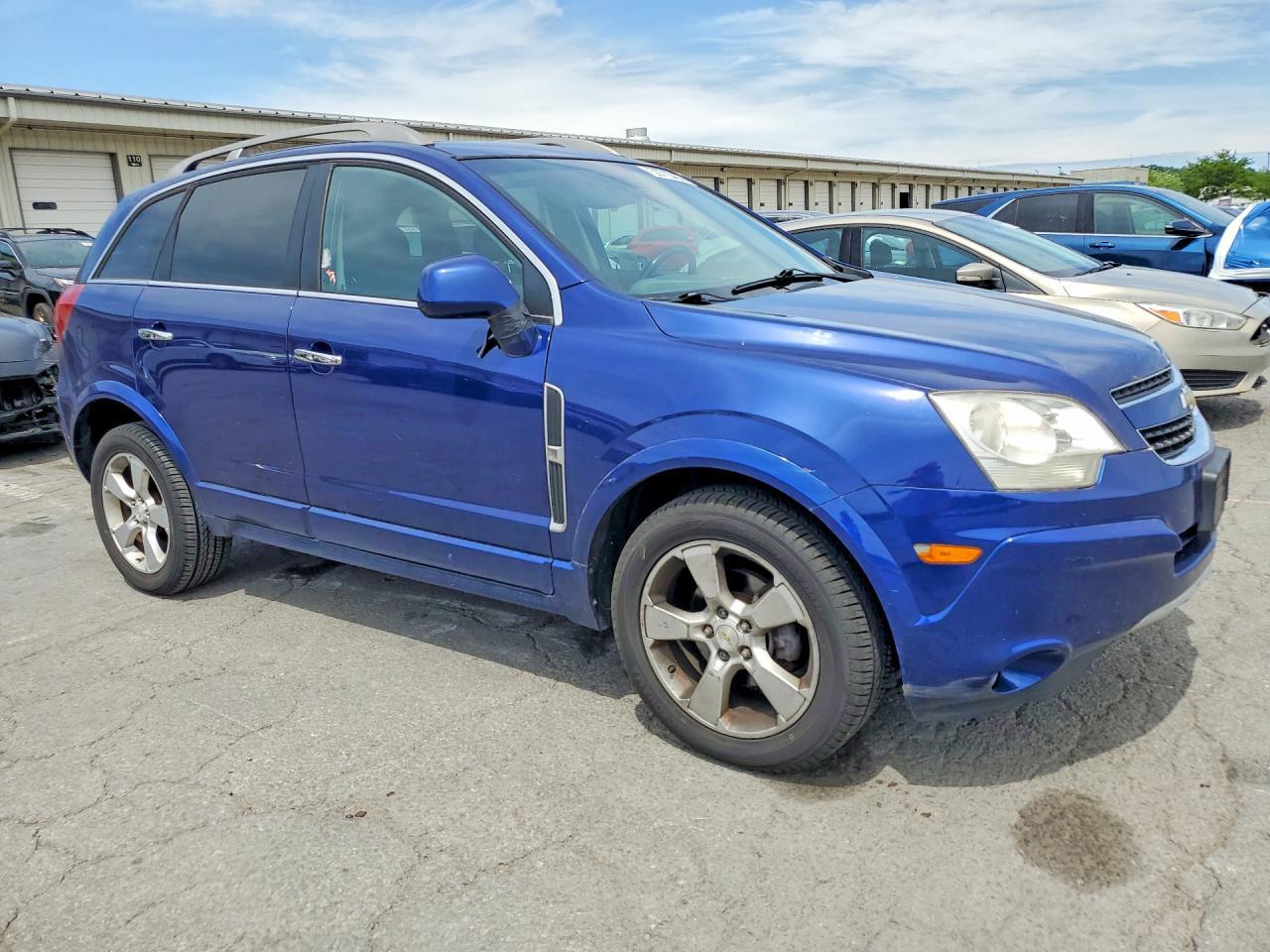 2013 CHEVROLET Captiva