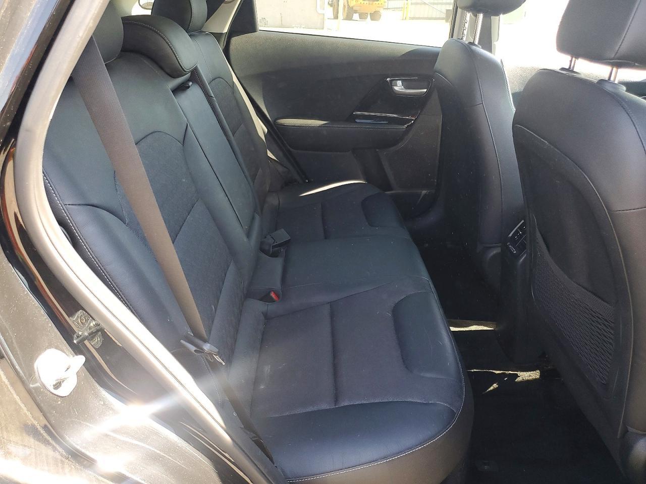 2017 KIA Niro