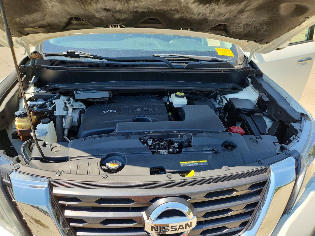 2017 NISSAN PATHFINDER