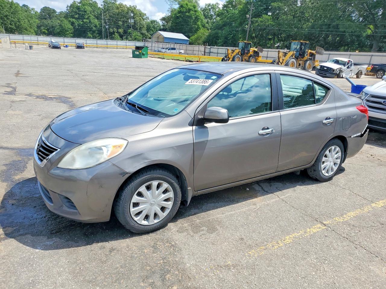 2013 NISSAN VERSA