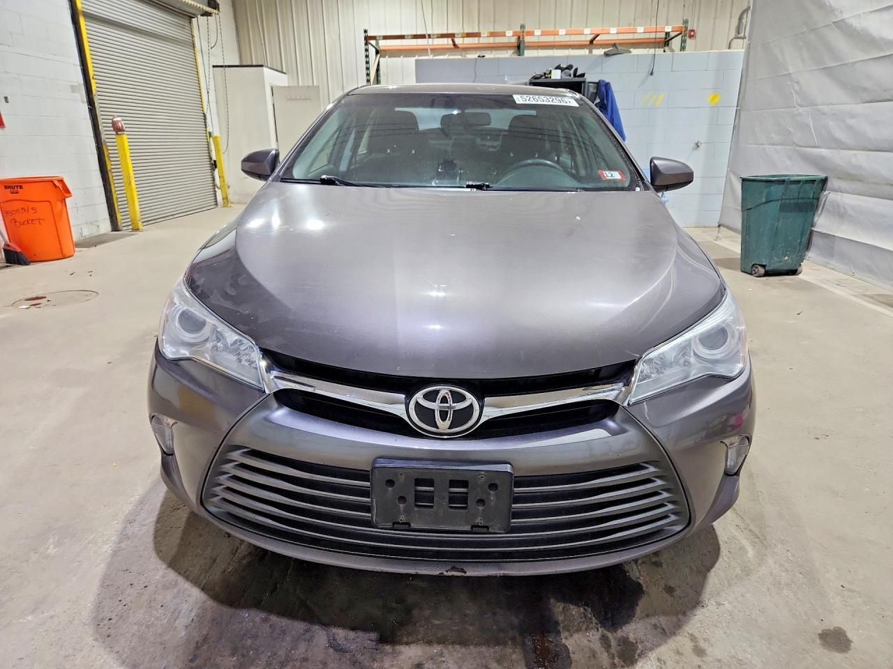 2016 TOYOTA CAMRY
