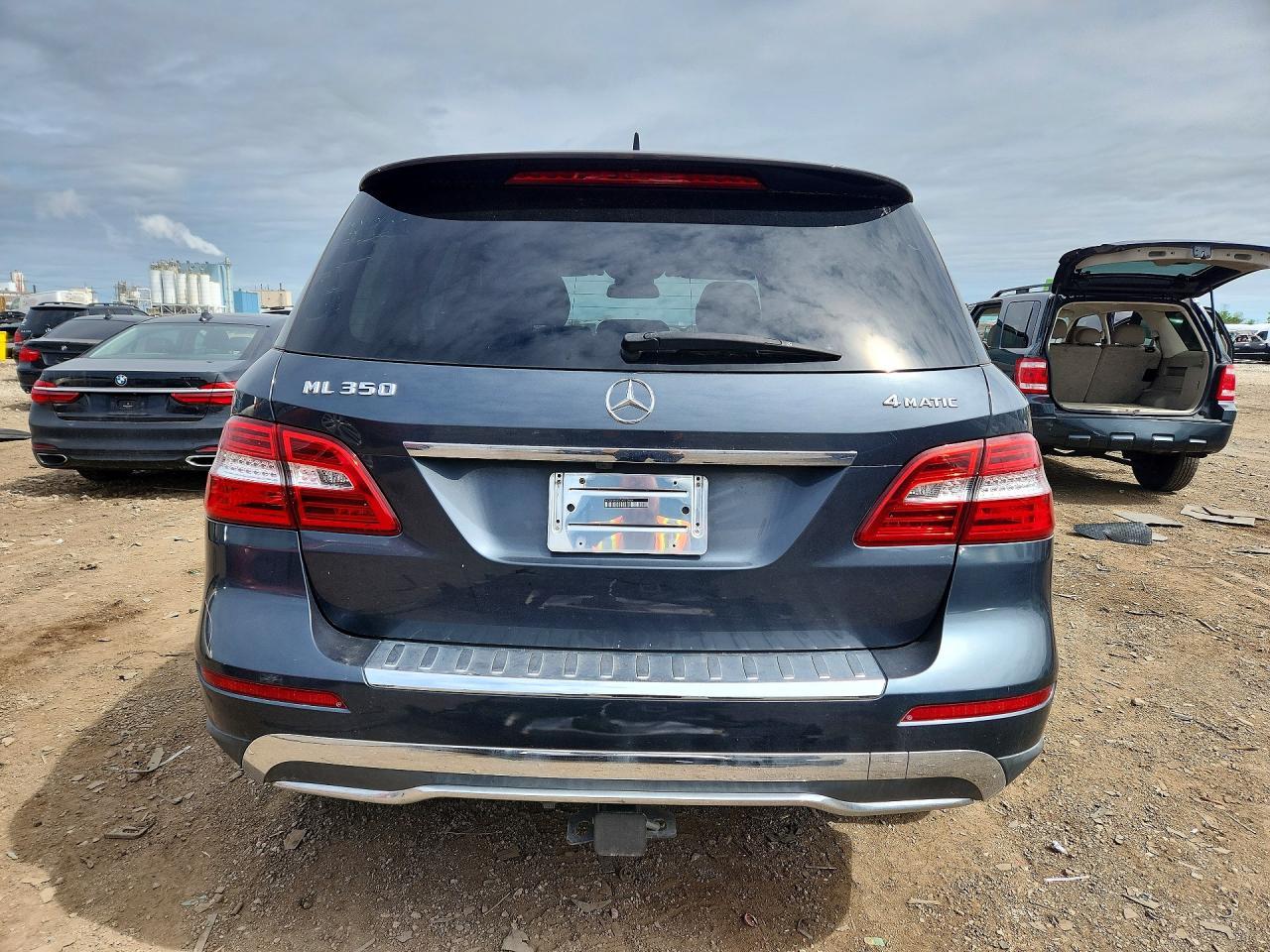 2012 MERCEDES-BENZ ML-Class