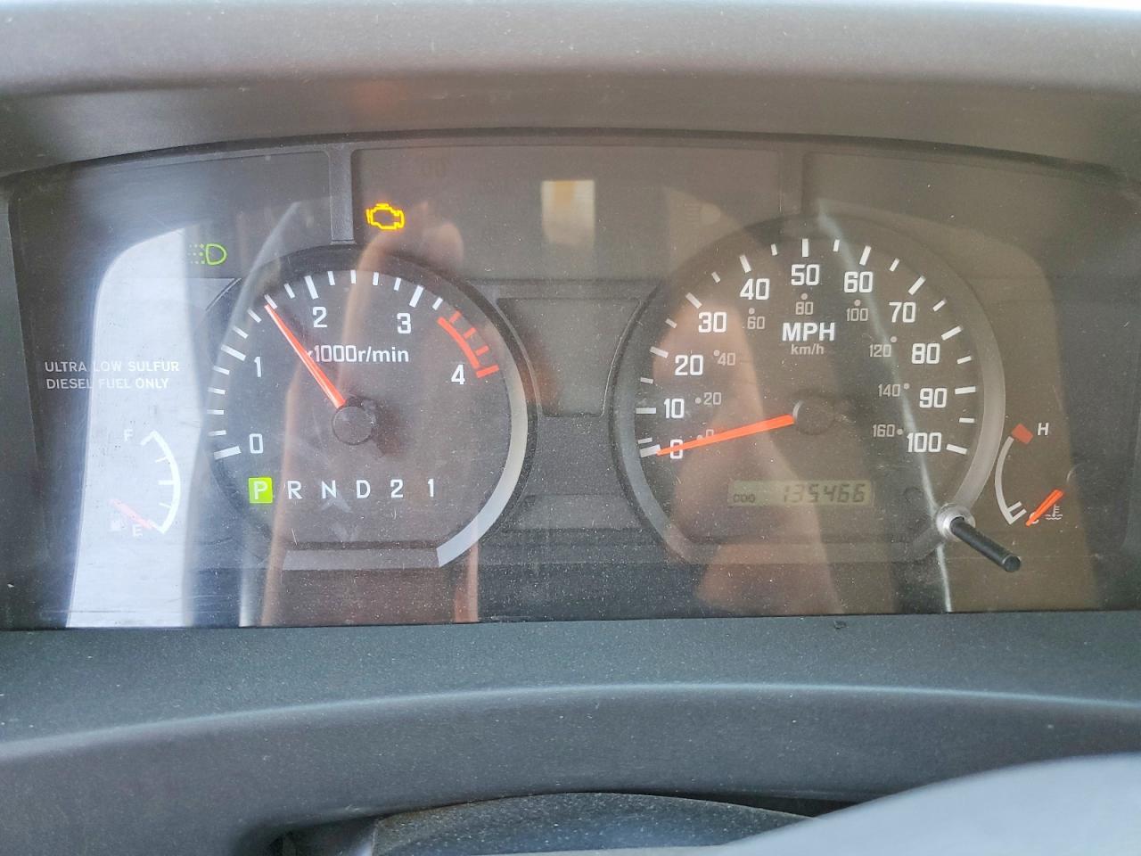 2009 ISUZU NPR