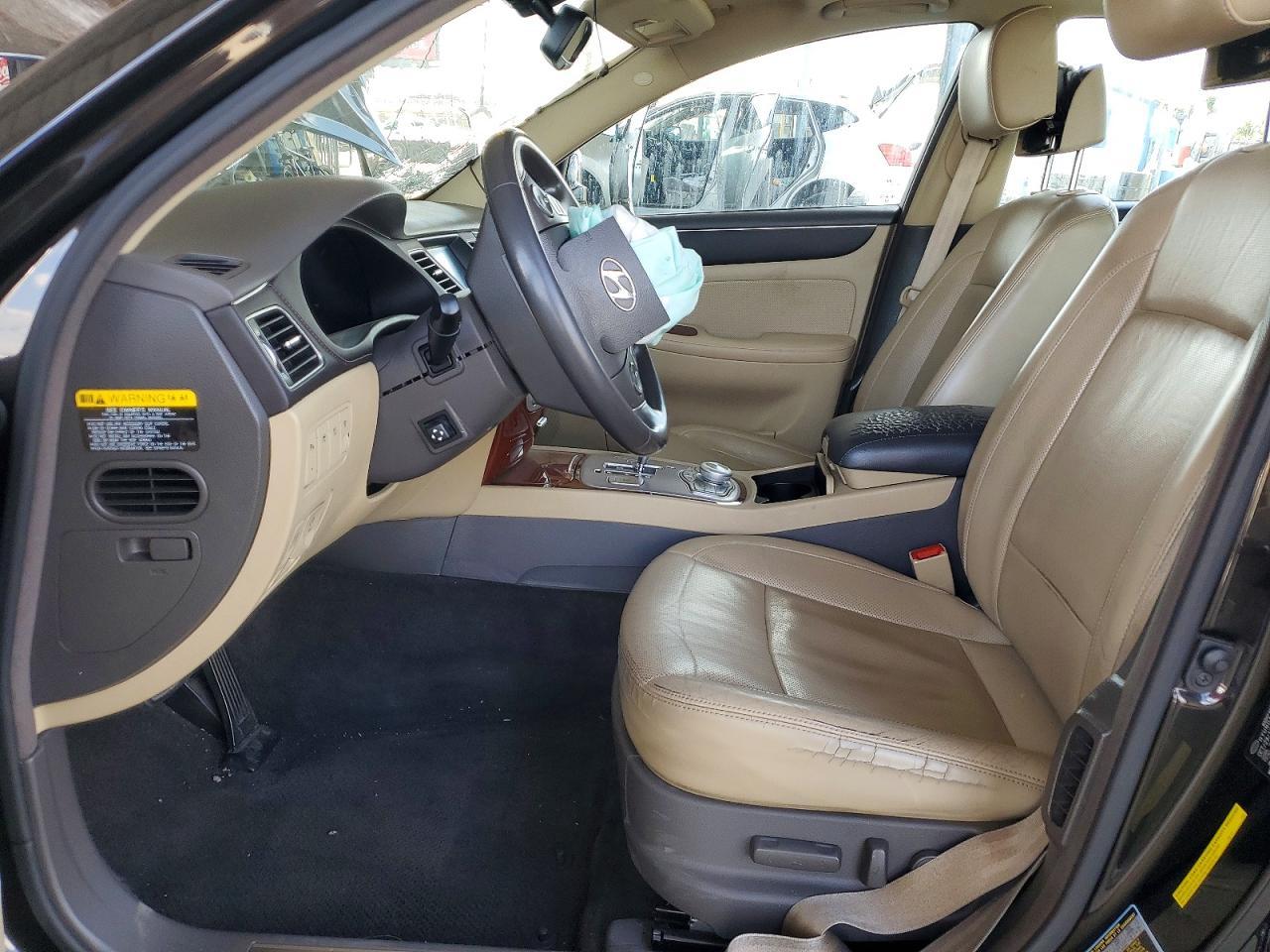 2014 HYUNDAI GENESIS