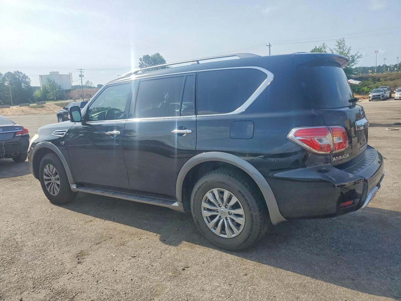 2017 NISSAN Armada