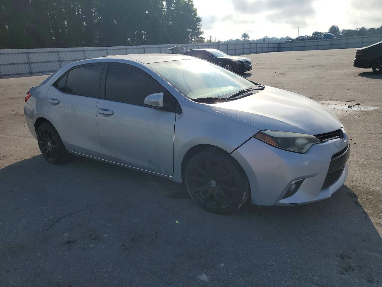 2016 TOYOTA COROLLA