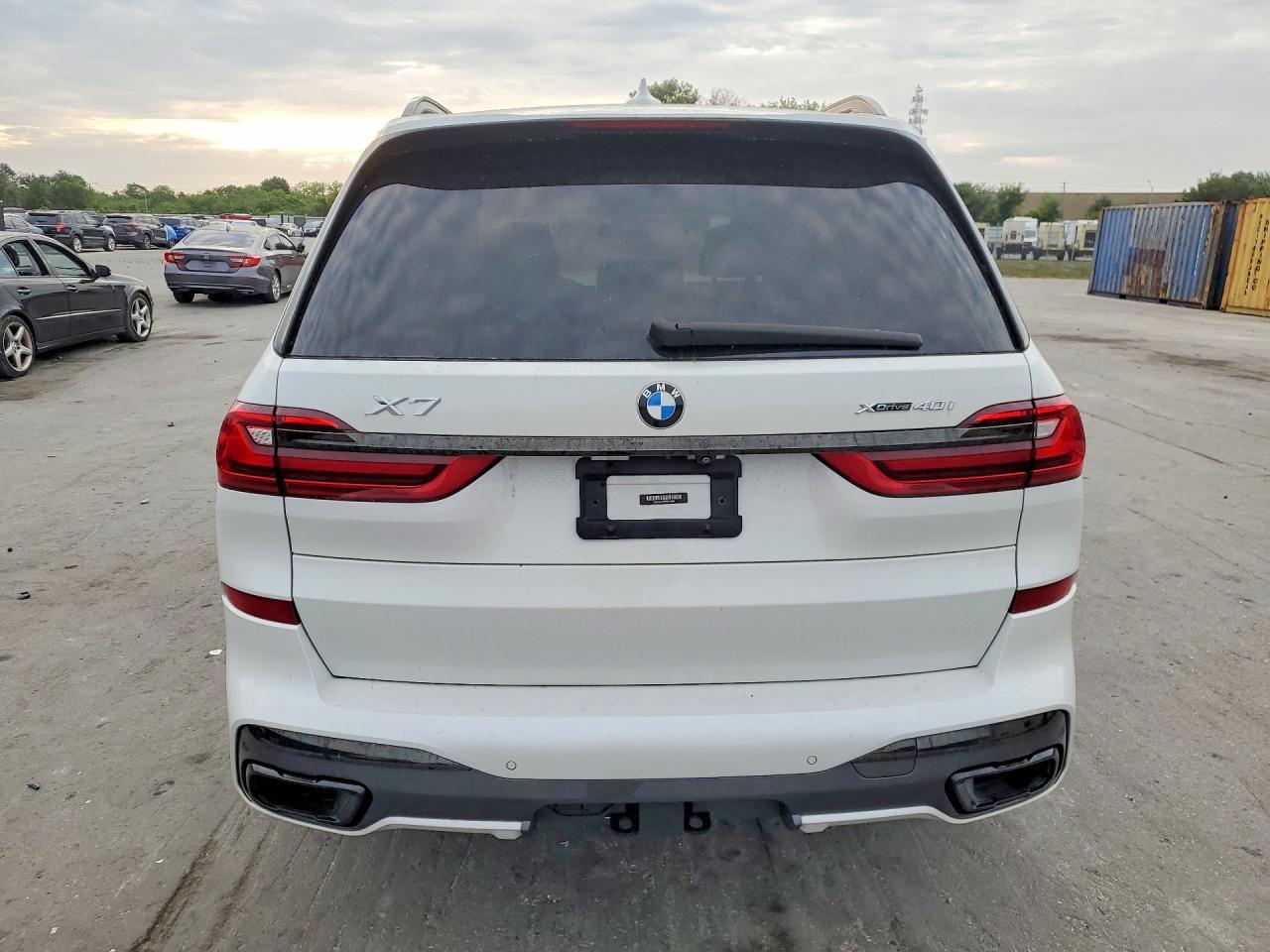 2021 BMW X7