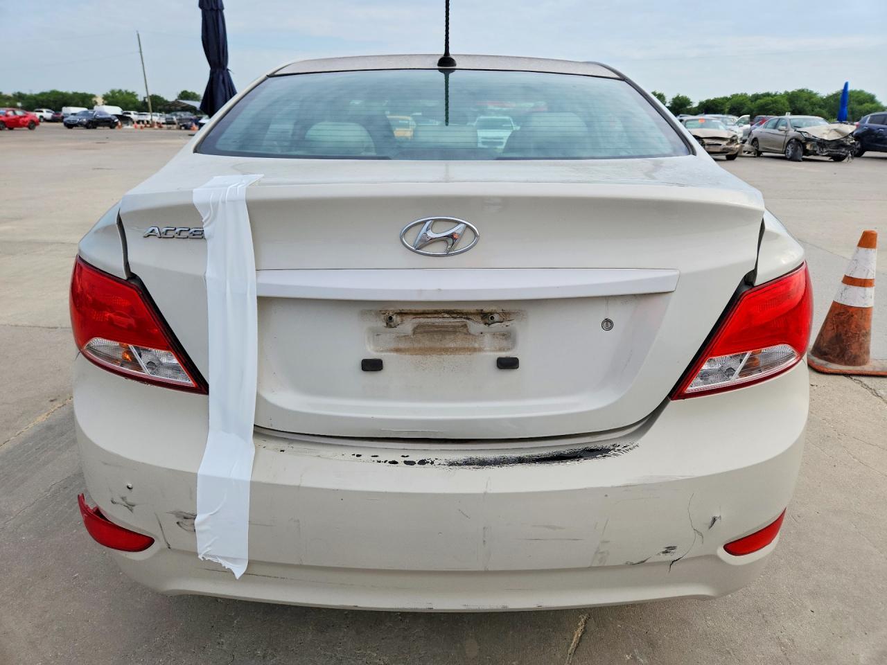 2016 HYUNDAI ACCENT