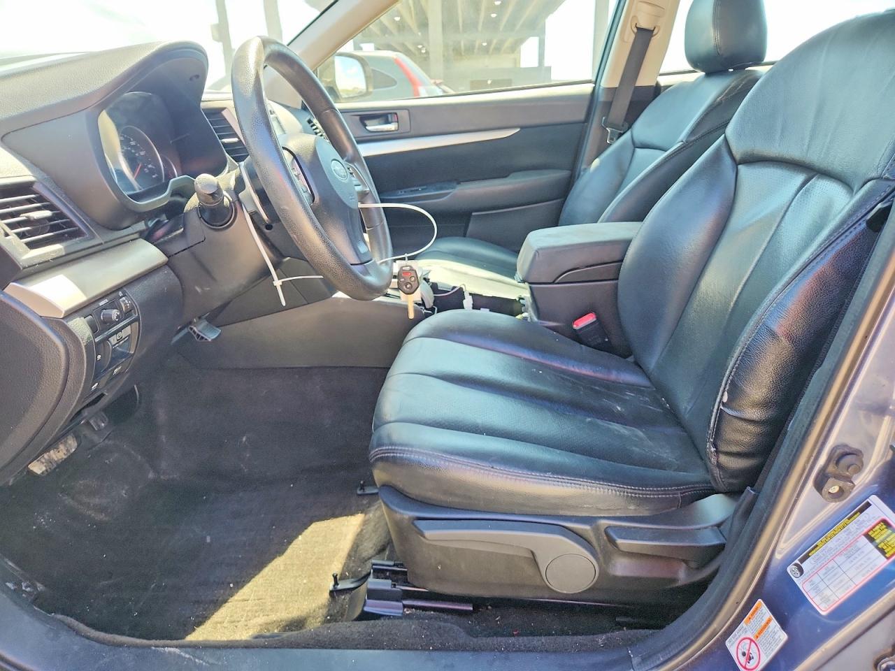 2014 SUBARU Legacy
