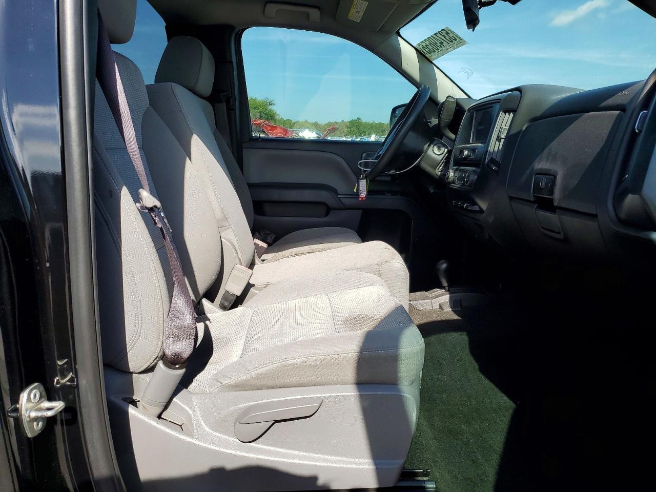 2017 CHEVROLET Silverado