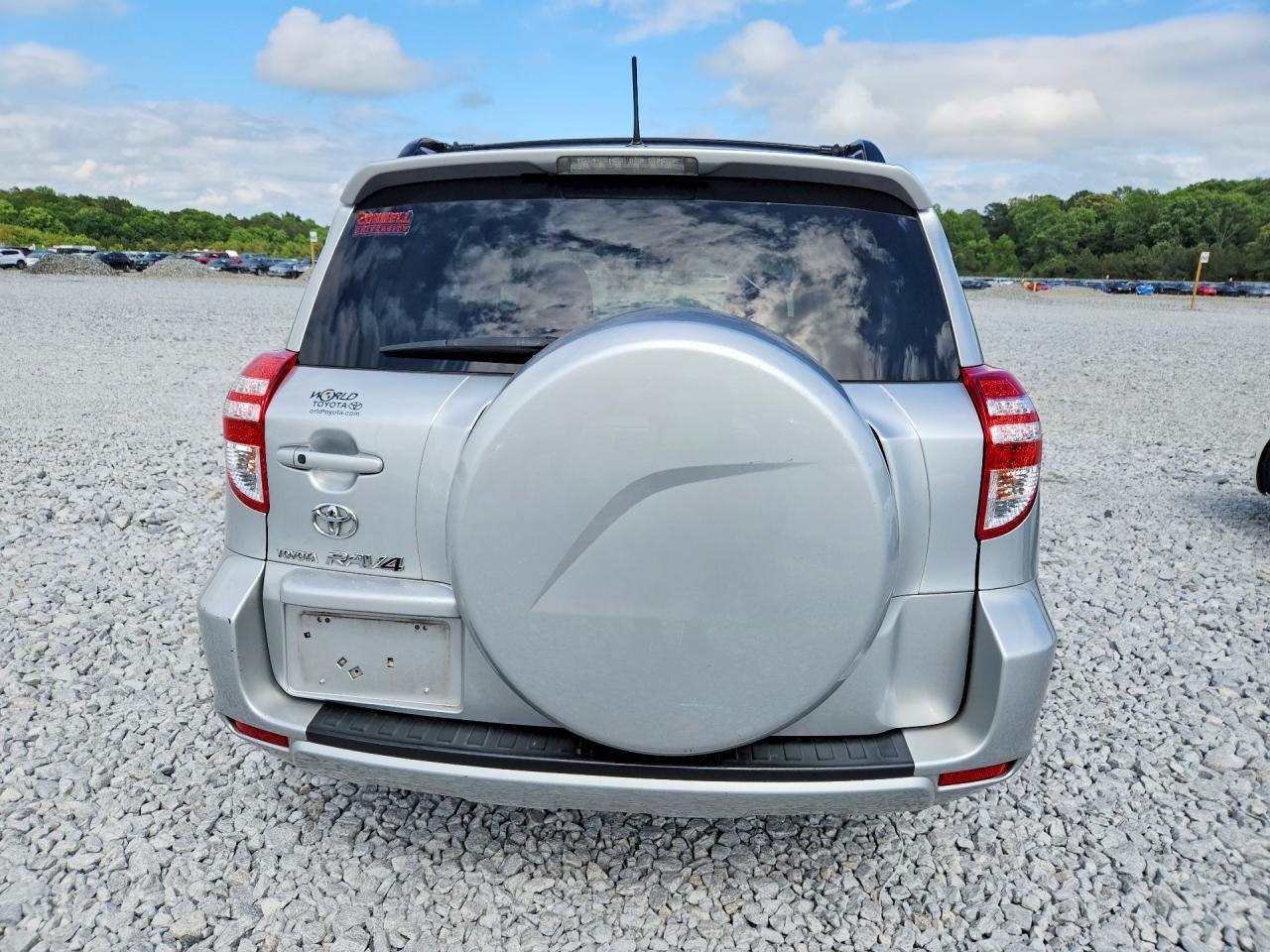 2010 TOYOTA RAV4