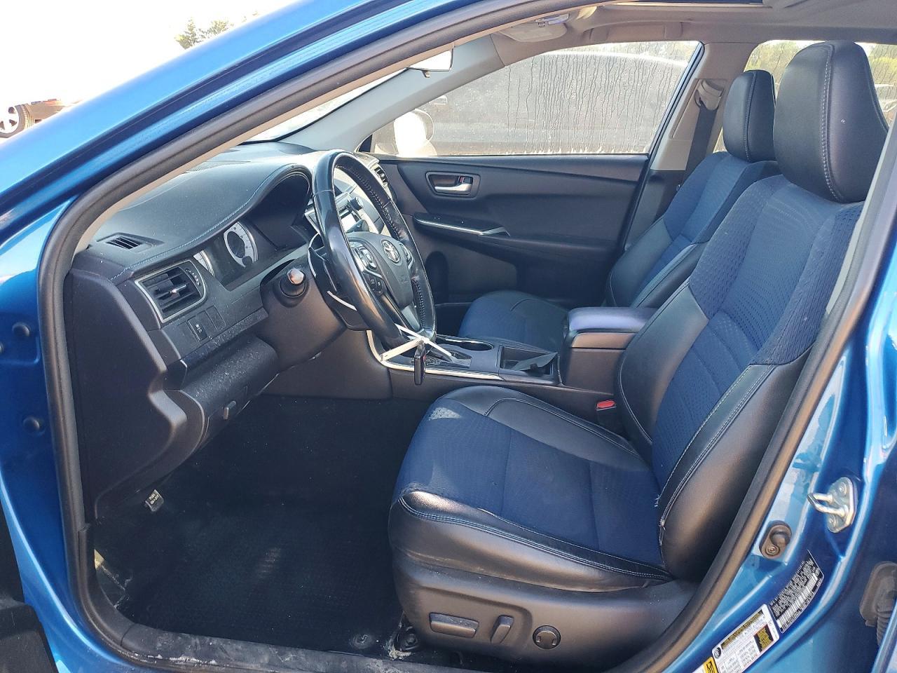 2016 TOYOTA CAMRY