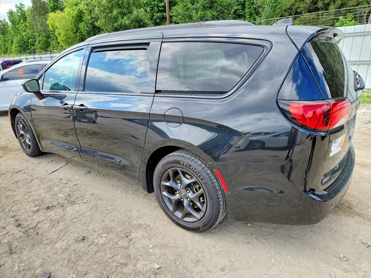 2019 CHRYSLER Pacifica