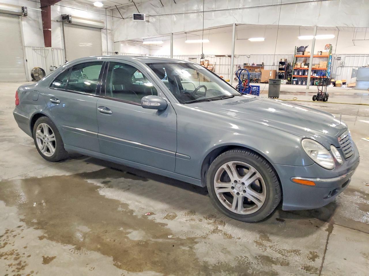 2006 MERCEDES-BENZ E-Class
