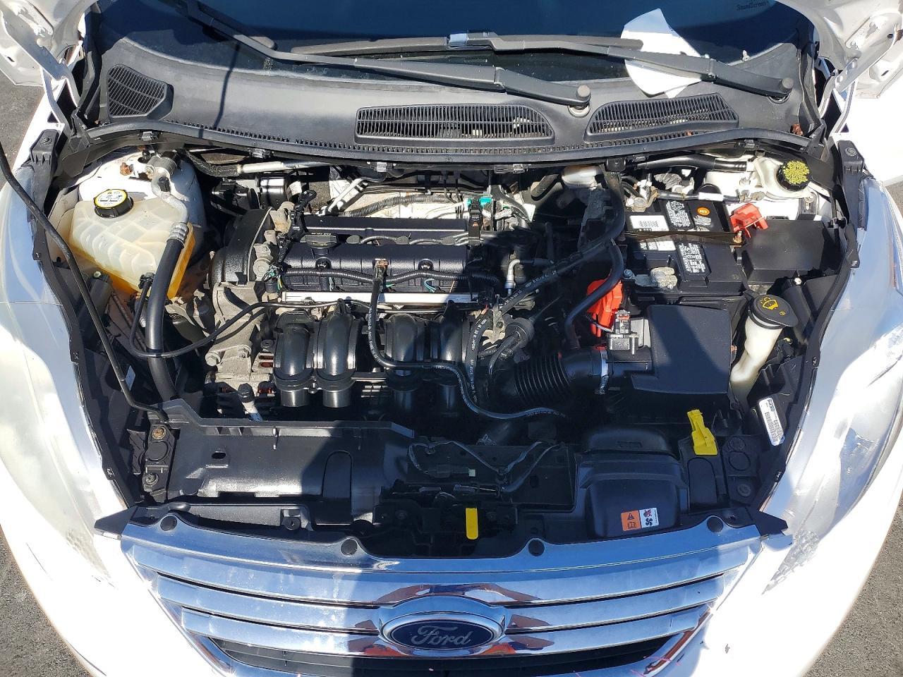2012 FORD Fiesta